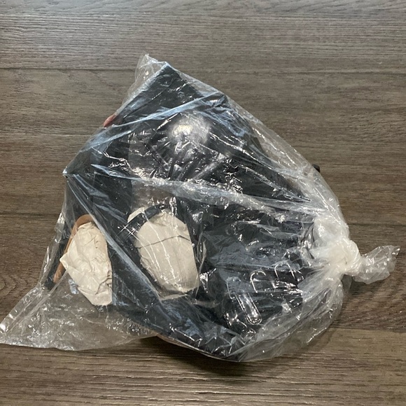 NWT BURJU Amante Thick Ankle Strap Heeled Sandals | Black | size 11 - Picture 2 of 13